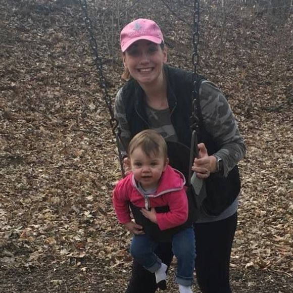 Meet your Posher, Katie - Picture 1 of 1